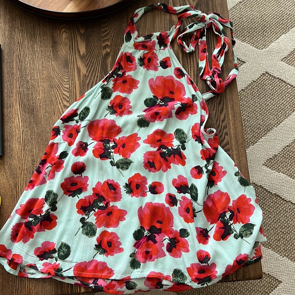 Billabong floral halter top